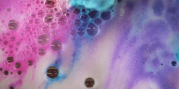 Lush Bath Bomb: The Experimenter